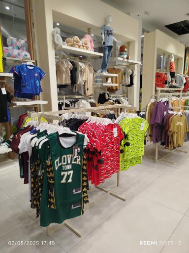 فروشگاه لباس کودک داوین 