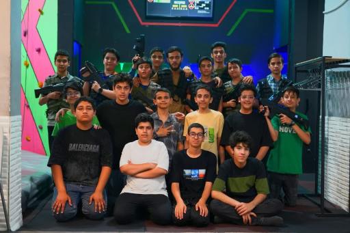 عکس باشگاه تفریحی بُرنا