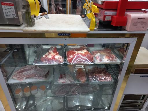 عکس قصابی محزون 