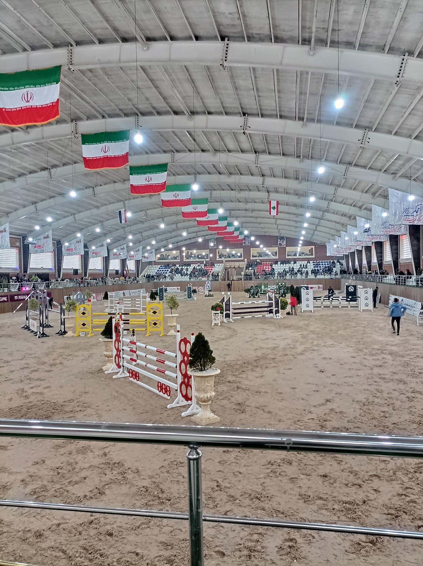 عکس باشگاه سوارکاری محک 