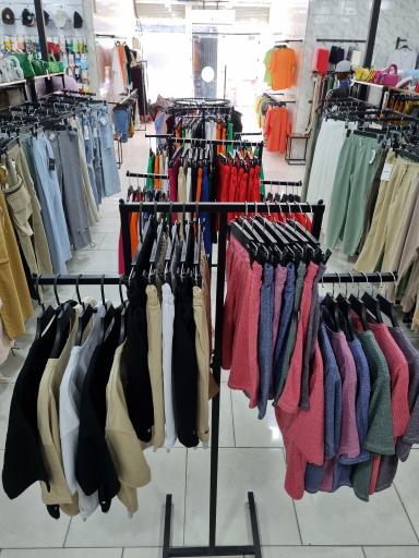 عکس فروشگاه بزرگ چیت شاپ 