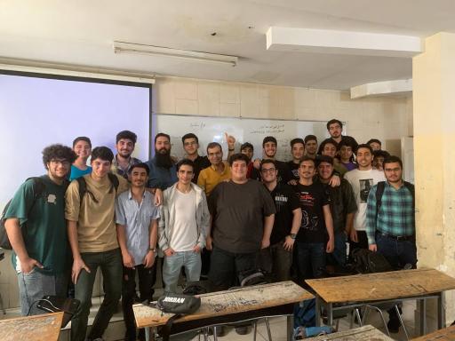 عکس قلم چی صادقیه