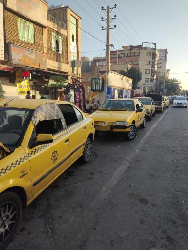 ایستگاه تاکسی میدان رازی مترو شاهد 