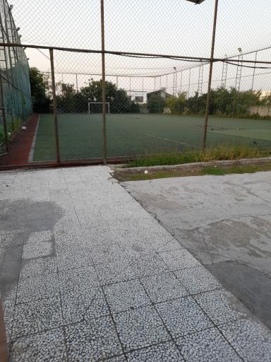 عکس زمین فوتبال چمن مصنوعی عقاب