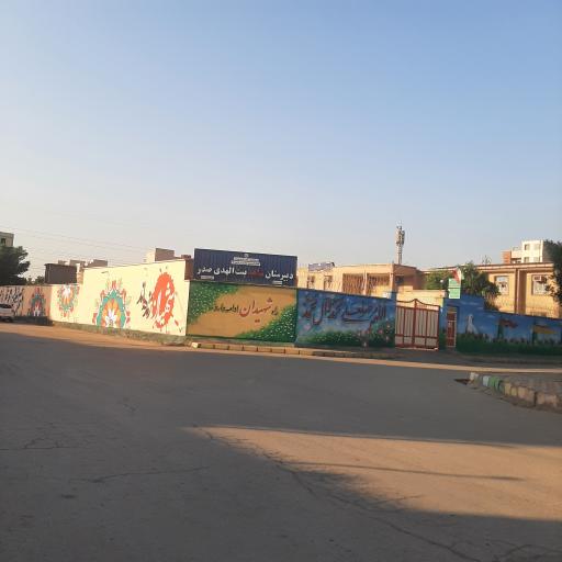 عکس دبیرستان دخترانه شاهد بنت الهدی صدر