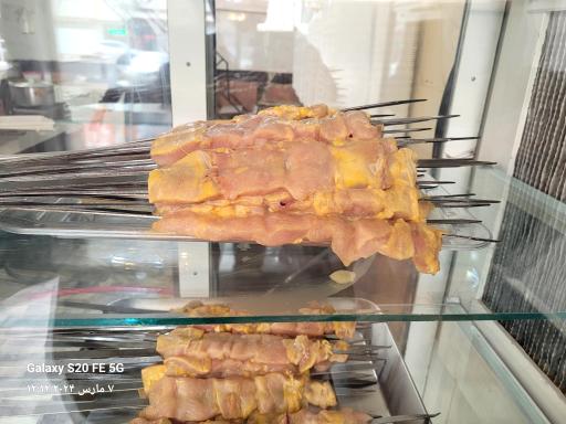 عکس کترینگ مزینو