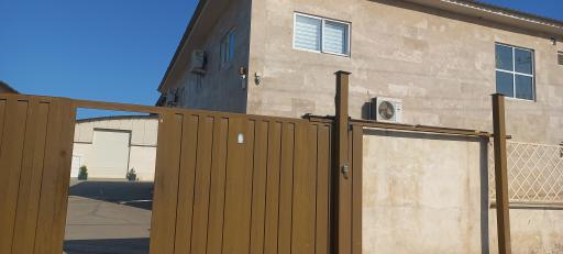 عکس انبار شرکت ماه بانوی زیبای پارس