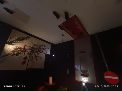 عکس کافه وارون