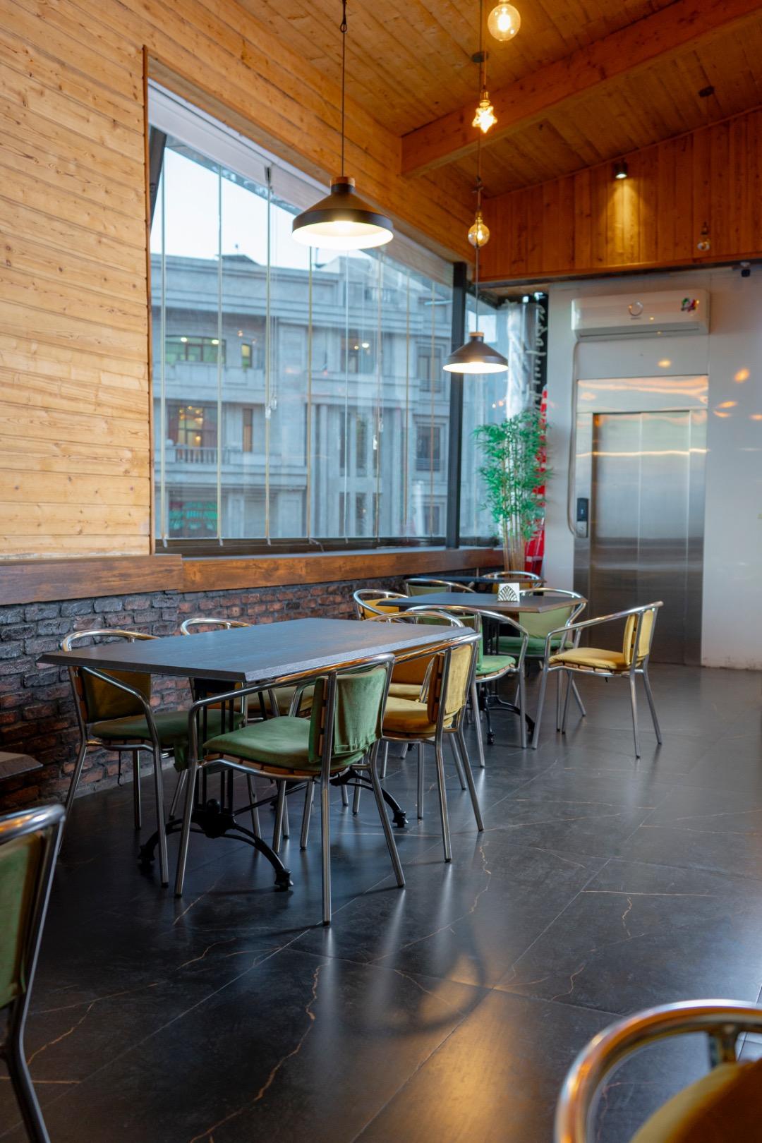 عکس فست فود و کافی شاپ داکو