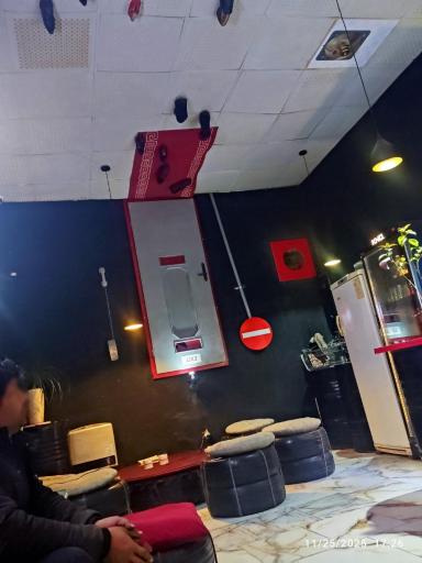 عکس کافه وارون