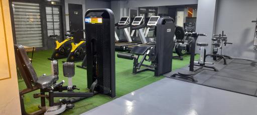 عکس باشگاه بدنسازی بهزاد