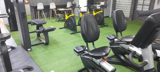 عکس باشگاه بدنسازی بهزاد