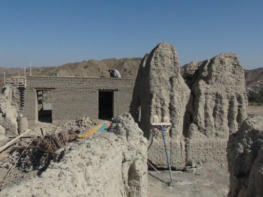 عکس قلعه تاریخی سرباز