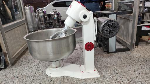 عکس فروشگاه لوازم اداری و خانگی حجت