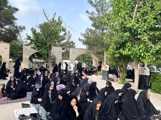 عکس گلزار شهدای طرقبه