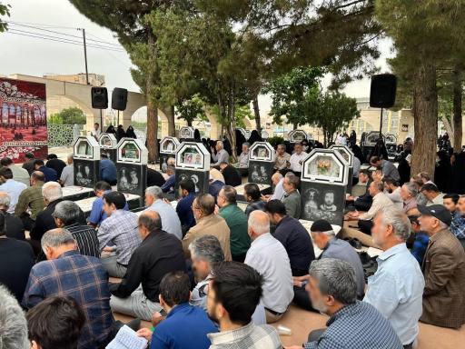 عکس گلزار شهدای طرقبه