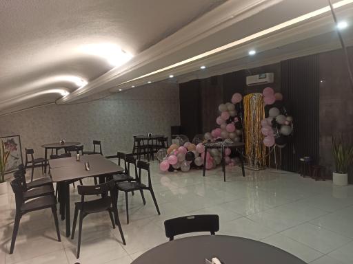 عکس کافه فست فود سی