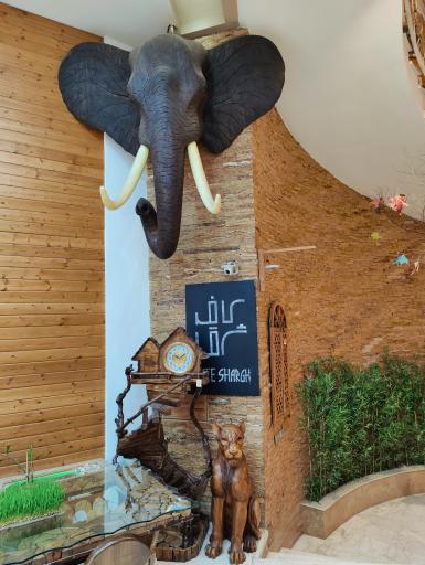 عکس مرکز خرید بین‌المللی صنایع دستی و دکوراسیون شرق آسیا