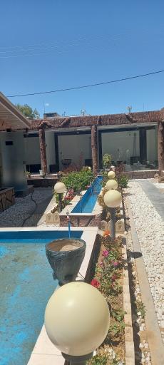 عکس رستوران شازده