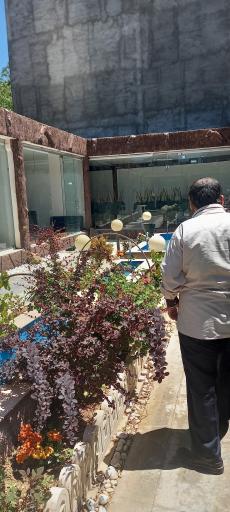 عکس رستوران شازده