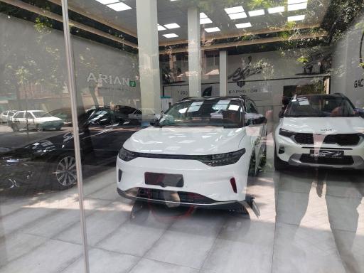 عکس نمایشگاه اتومبیل شهرام