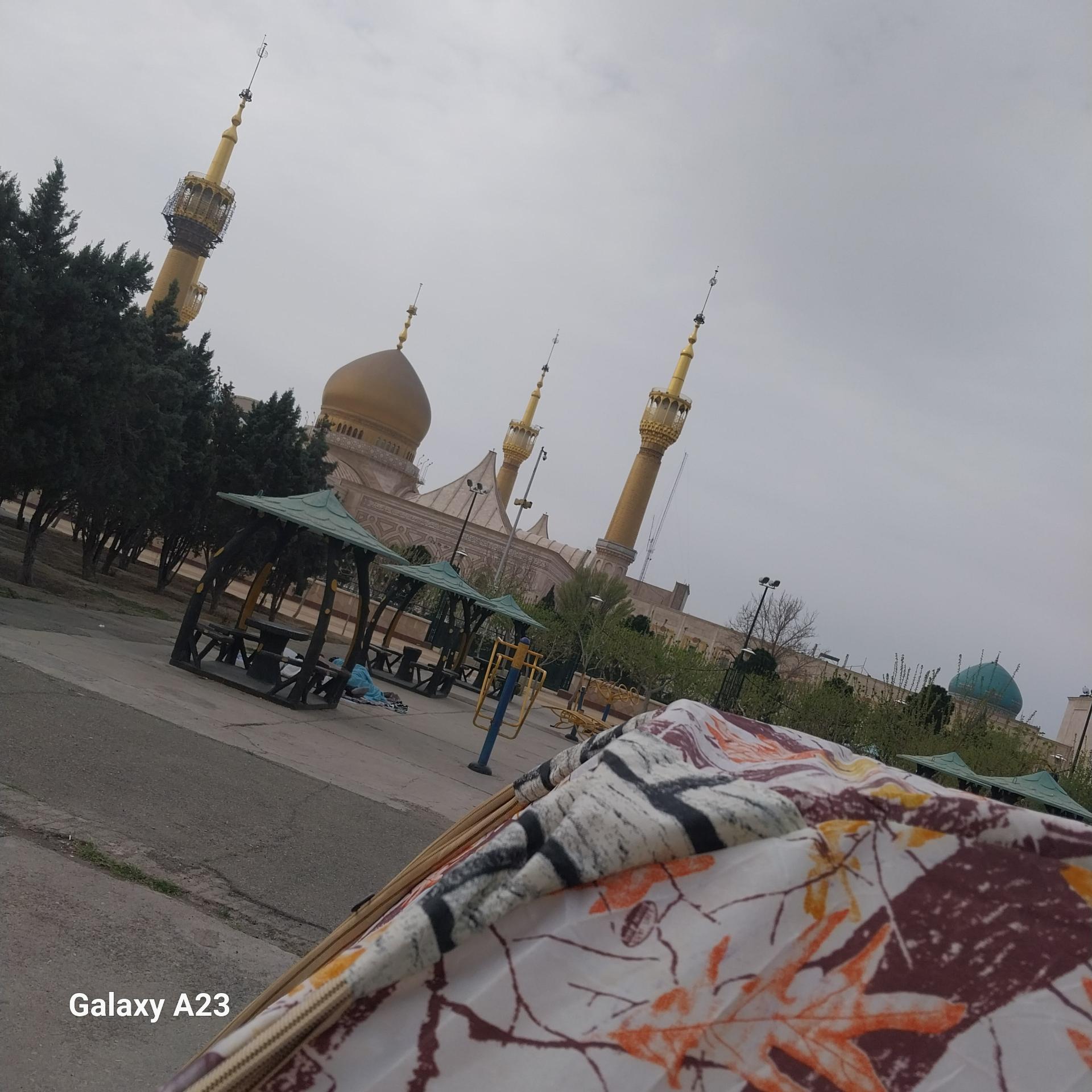 عکس پارکینگ شمالی مرقد امام خمینی