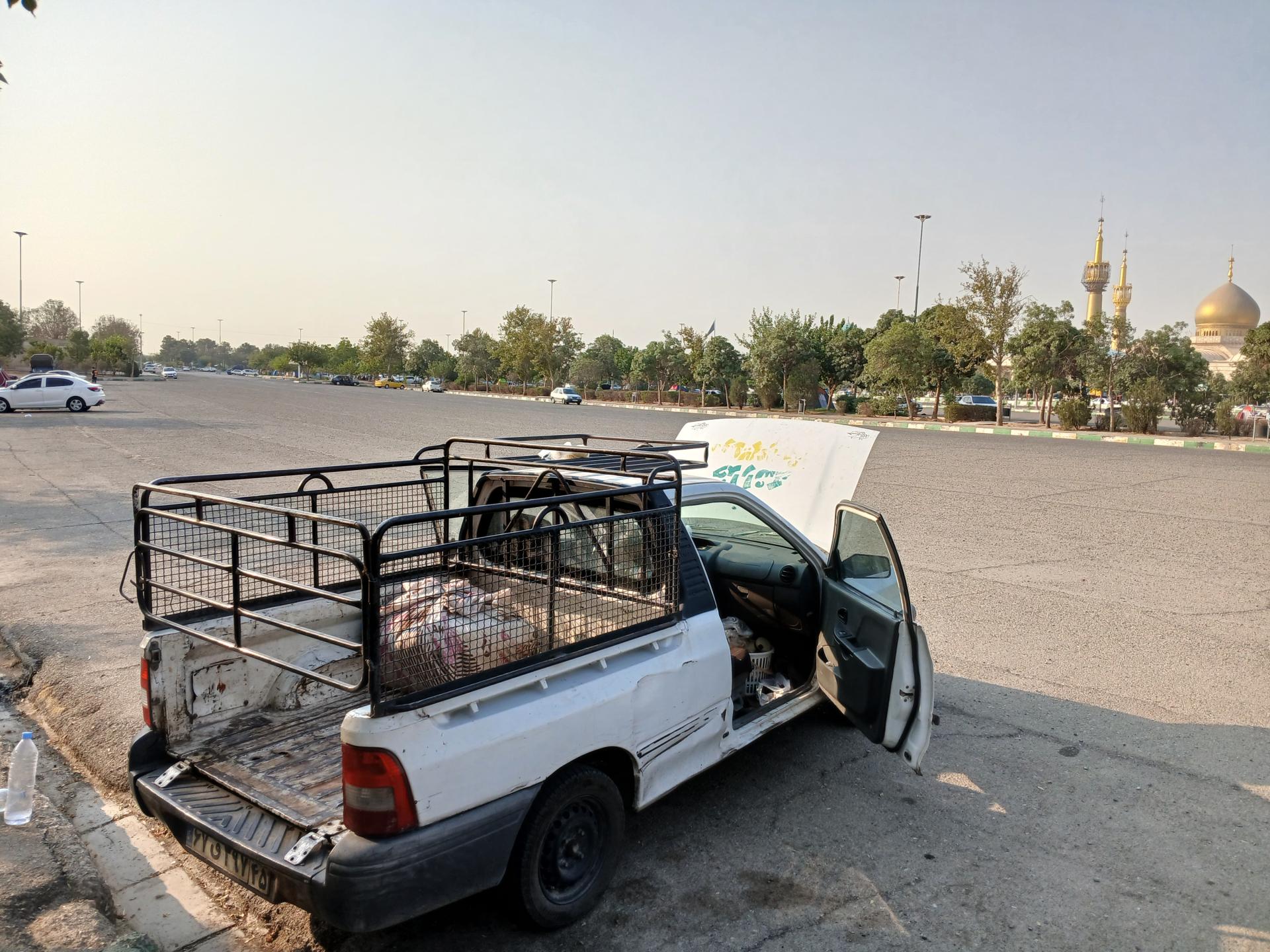 عکس پارکینگ شمالی مرقد امام خمینی