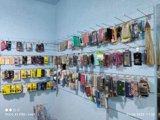 عکس بلوچ موبایل تعمیرات و فروش 