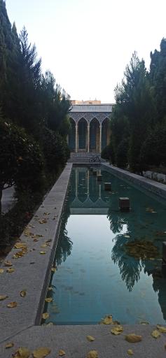 عکس آرامگاه صائب تبریزی