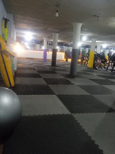 عکس باشگاه پرورش اندام انرژی پلاس