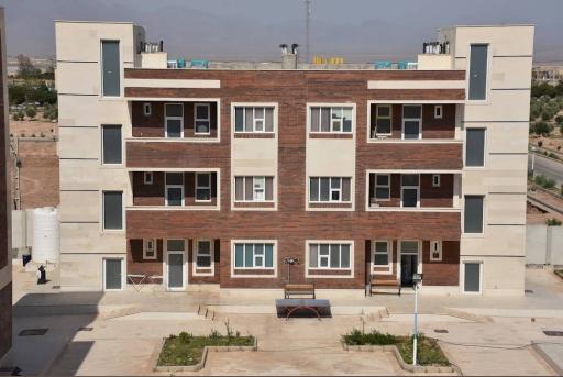عکس مجموعه خوابگاه‌های دختران دانشگاه میبد