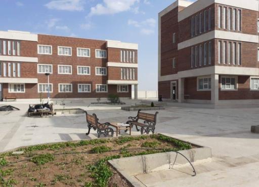 عکس مجموعه خوابگاه‌های دختران دانشگاه میبد