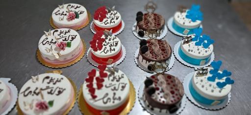 کیک شیرینی حنانه