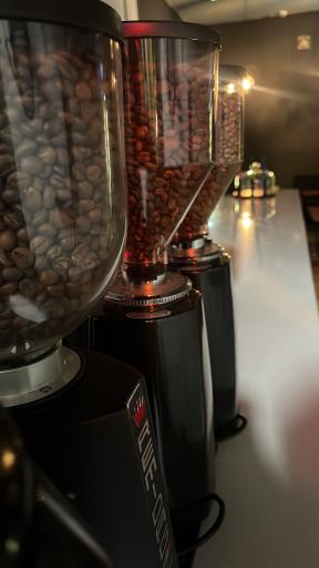 عکس کافه قهوه سیاه