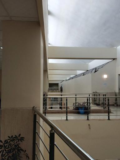 عکس ساختمان خواجه نصیر
