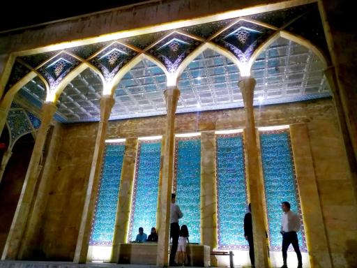 عکس آرامگاه صائب تبریزی