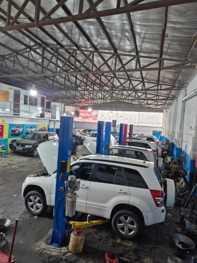 تعمیرگاه مرکزی سوزوکی