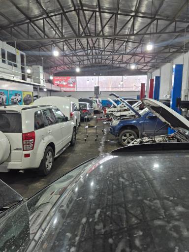 عکس تعمیرگاه مرکزی سوزوکی