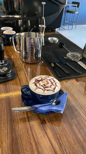 عکس کافه بُوربُون