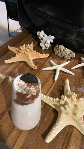 عکس کافه بُوربُون