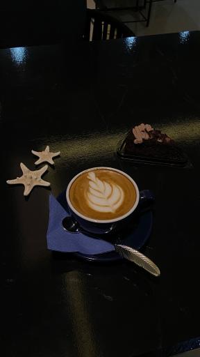 عکس کافه بُوربُون