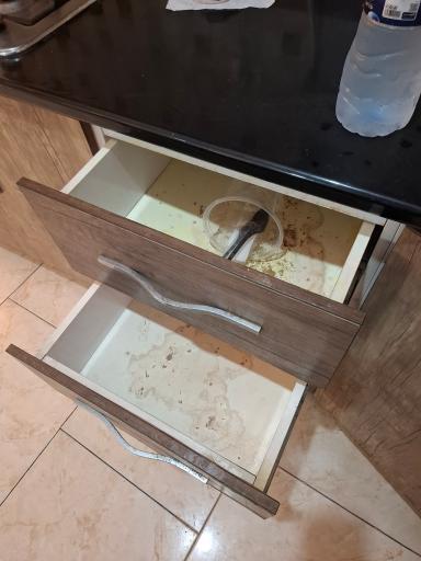 عکس هتل آپارتمان اطلس