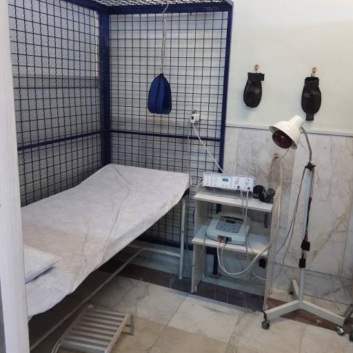 عکس فیزیوتراپی تخصصی و لیزر پرتوان 22بهمن