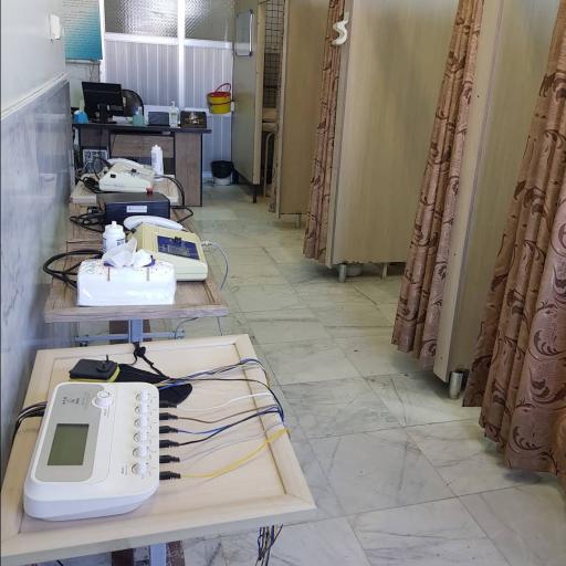 عکس فیزیوتراپی تخصصی و لیزر پرتوان 22بهمن