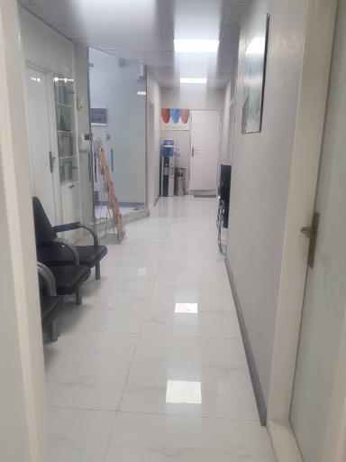 عکس موسسه علوم فنون زبان