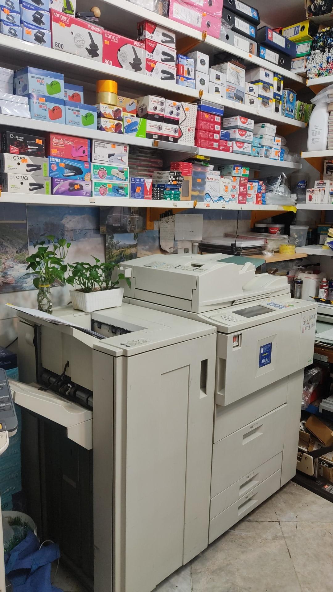 عکس چاپ و لوازم التحریر کرال