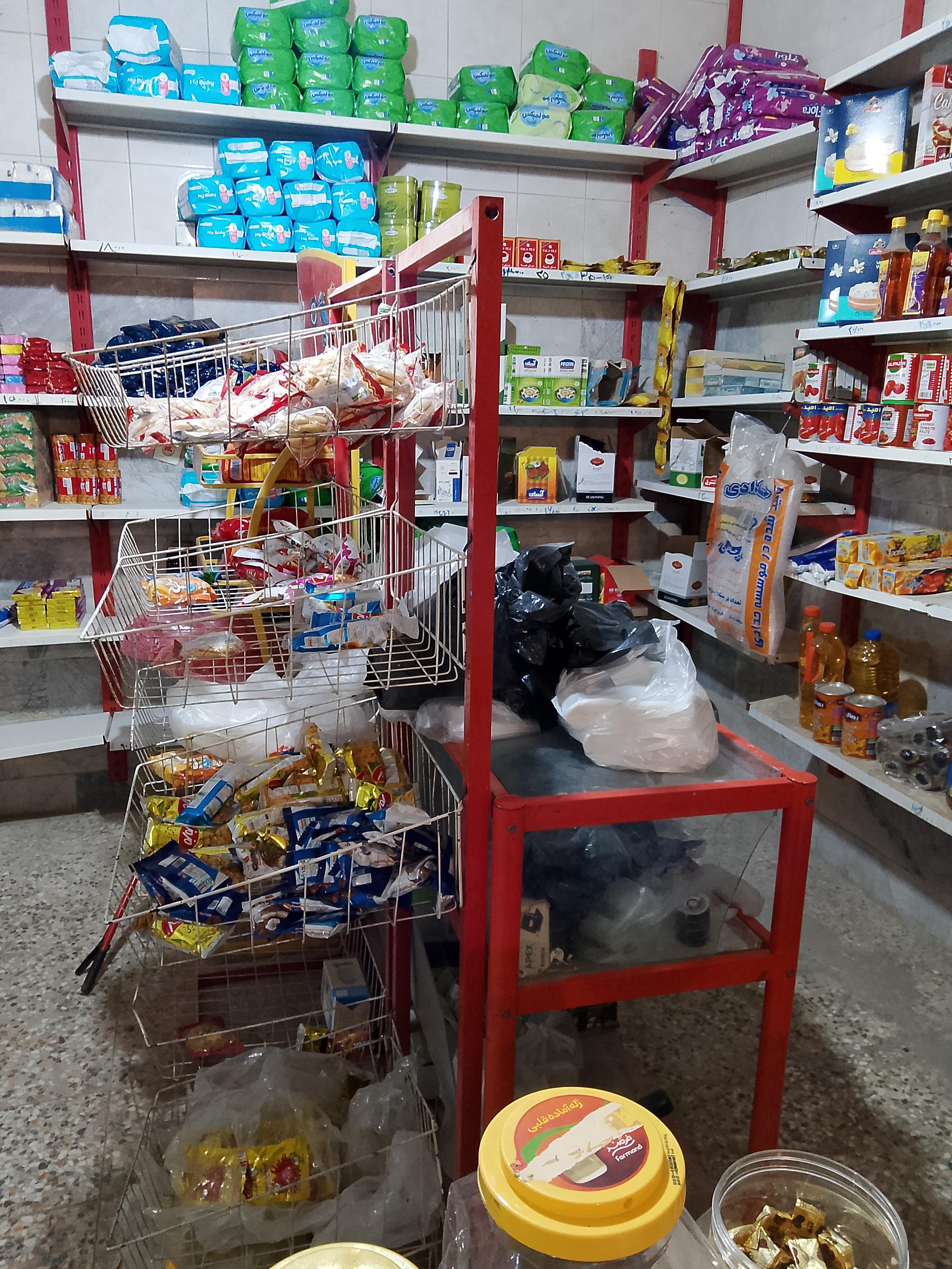 عکس سوپر مارکت اربابی