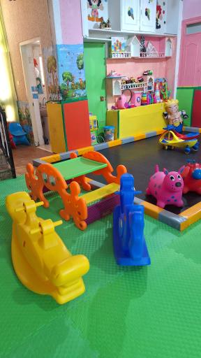 عکس پیش دبستانی و مهدکودک یاس های سپید