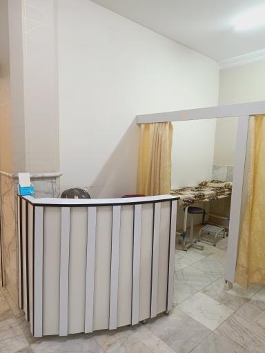 عکس فیزیوتراپی تخصصی و لیزر پرتوان 22بهمن