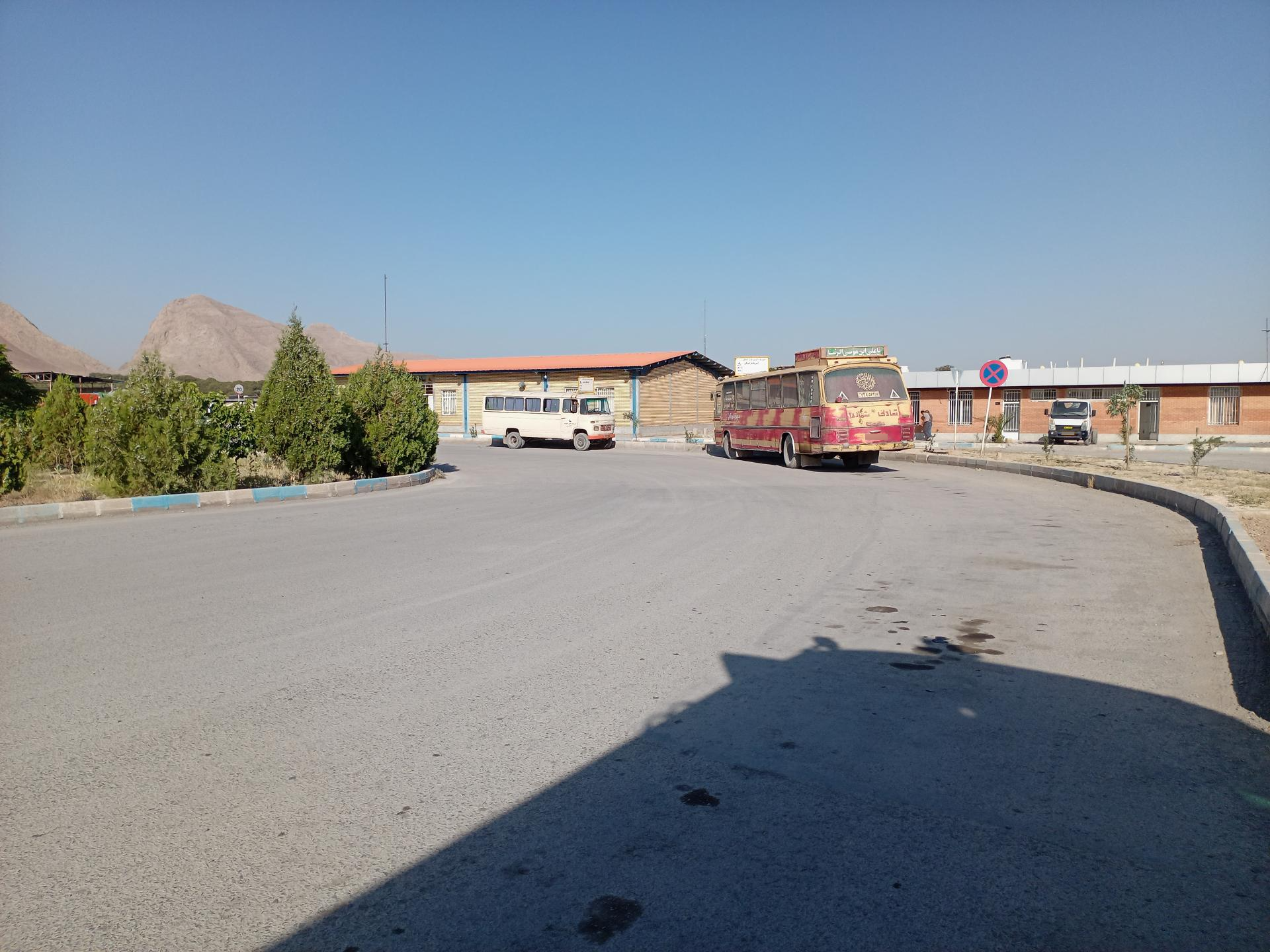 عکس آموزشگاه رانندگی پایه یک و دو راه ابریشم